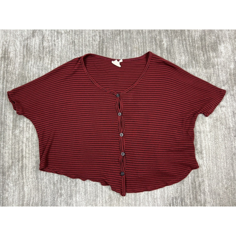 Live In The Moment Top Women S Burgundy Striped Boxy Cropped Button Front Ribbed